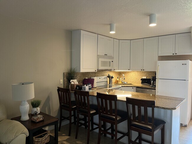 Building Photo - 2400 S Ocean Dr