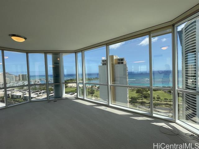 Building Photo - 88 Piikoi St