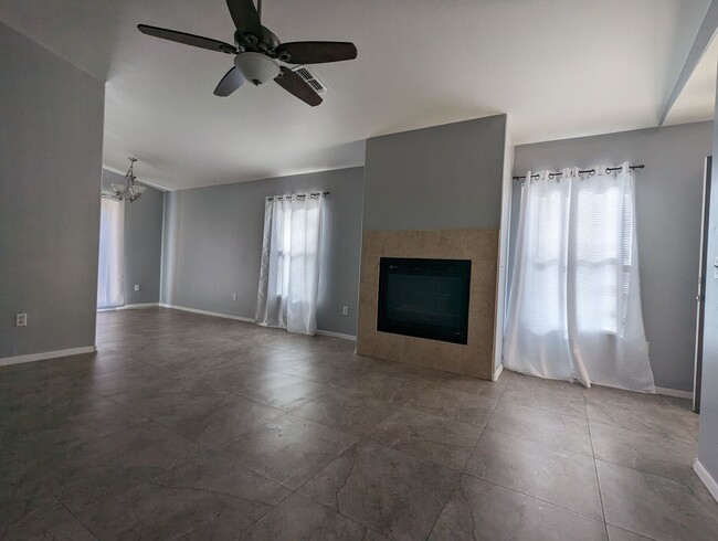 Foto del edificio - 3 Bedroom 2 Bath Rental in Sahuarita