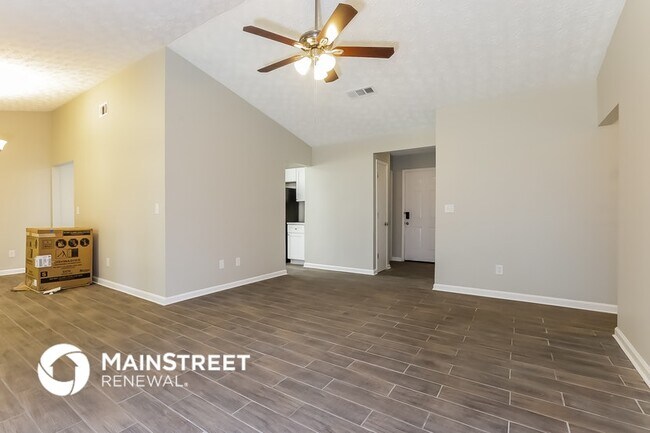 Foto del edificio - 6730 Greenbower Ln