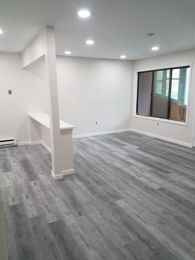 Foto del edificio - 105 Amberly Dr