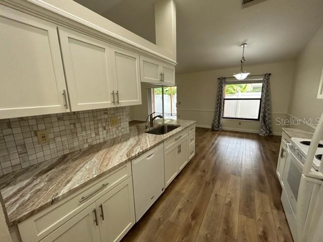 Building Photo - 2600 Briar Oak Cir
