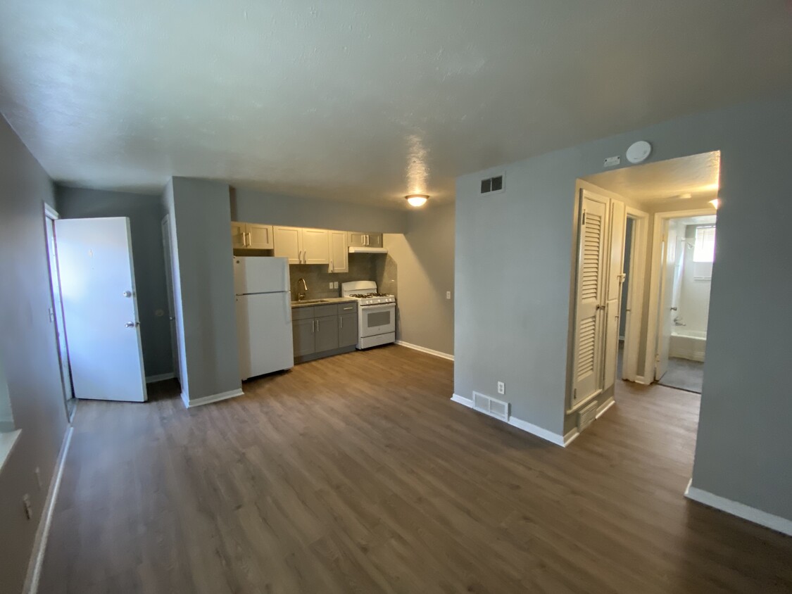 Primary Photo - 4505 Lafayette Ave