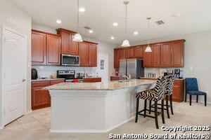 Foto del edificio - 7910 Emmeline Dr