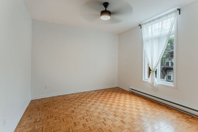 Building Photo - 253 Turgeon St