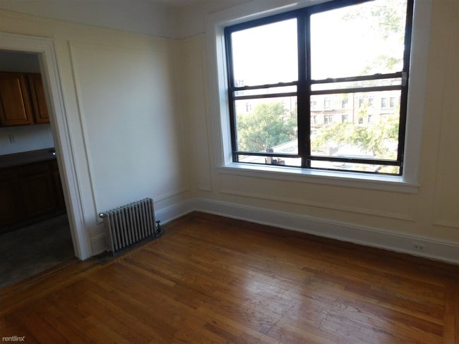 Building Photo - 3114 35th St