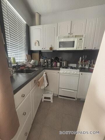 Foto del edificio - 151 Park Dr