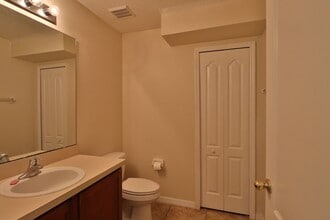 Building Photo - 745 Ashworth Overlook Dr