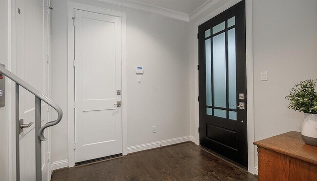 Foto del edificio - 2516 N Bay Pl