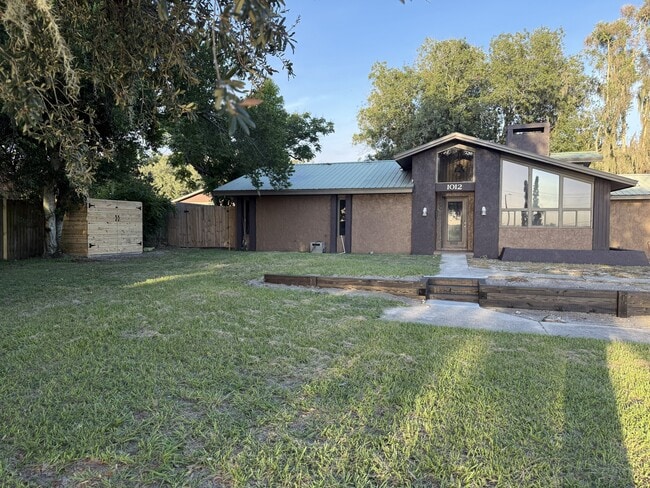 Building Photo - 1012 Lake Ariana Blvd