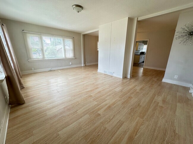 Foto del edificio - 1423 7th Ave