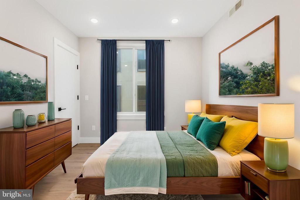 Foto principal - 1144 Frankford Ave