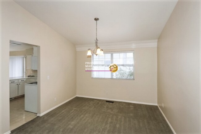Foto del edificio - Spacious 4 Bedroom Murray Home