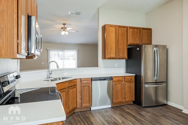 Foto del edificio - 2558 Glenfield Dr