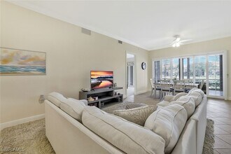 Building Photo - 9209 Museo Cir