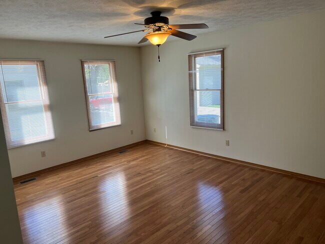 Foto del edificio - 3904 W Woodway Dr