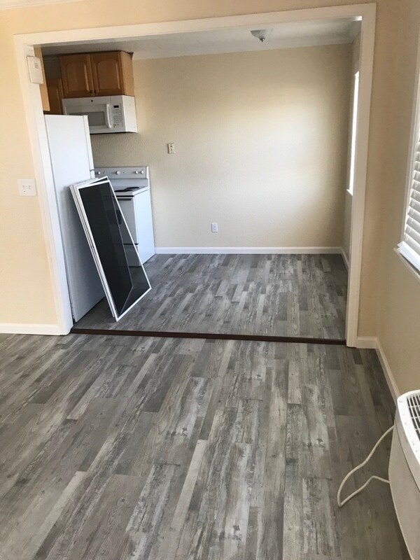 934 O St, Lathrop, CA 95330 Room for Rent in Lathrop, CA