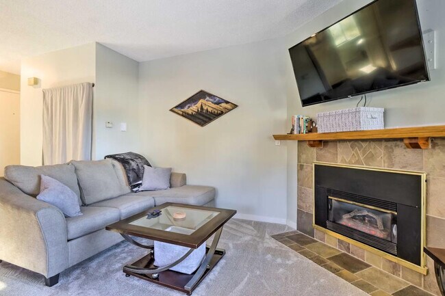 Foto del edificio - 14 Cove Blvd