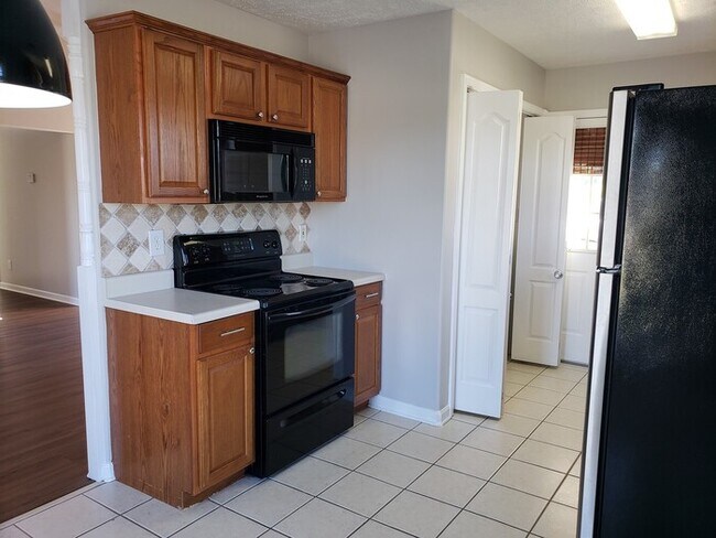 Building Photo - Rooker Bend Subdivision