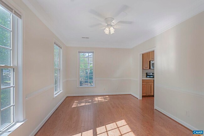 Foto del edificio - 3353 Turnberry Cir