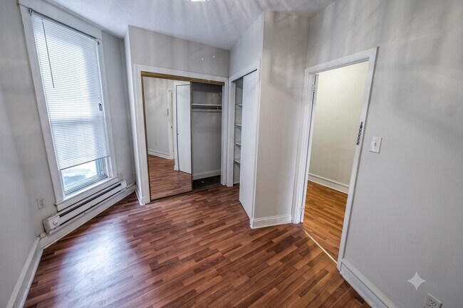 Building Photo - 7058 Forrest Ave