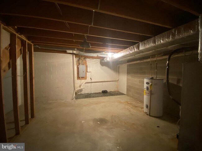 Foto del edificio - 99 Chatham Ct