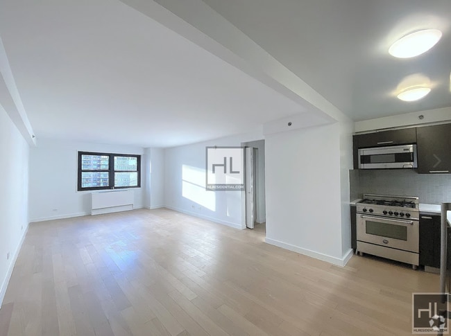 Building Photo - East 39th Street