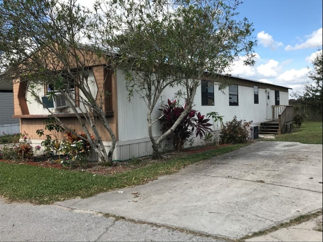 Primary Photo - Briarwood Mobile Home Park
