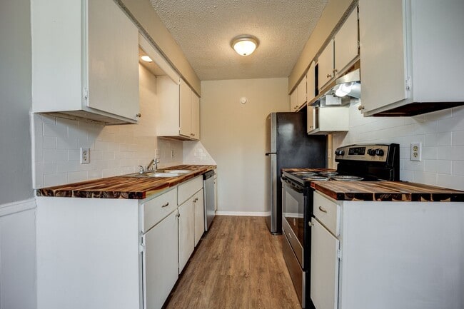 Interior Photo - The Cottonwood: 1 & 2 Bedroom Apartments