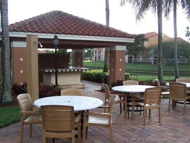 Foto del edificio - 7840 Sonoma Springs Cir