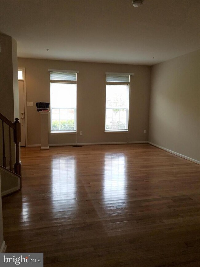Foto del edificio - 5122 Key View Way
