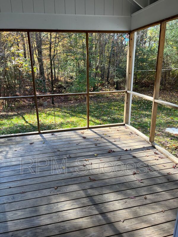 4 Tinkham Ln, Mattapoisett, MA 02739 House Rental in Mattapoisett, MA