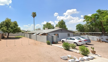 Building Photo - 2601 E Monte Cristo Ave