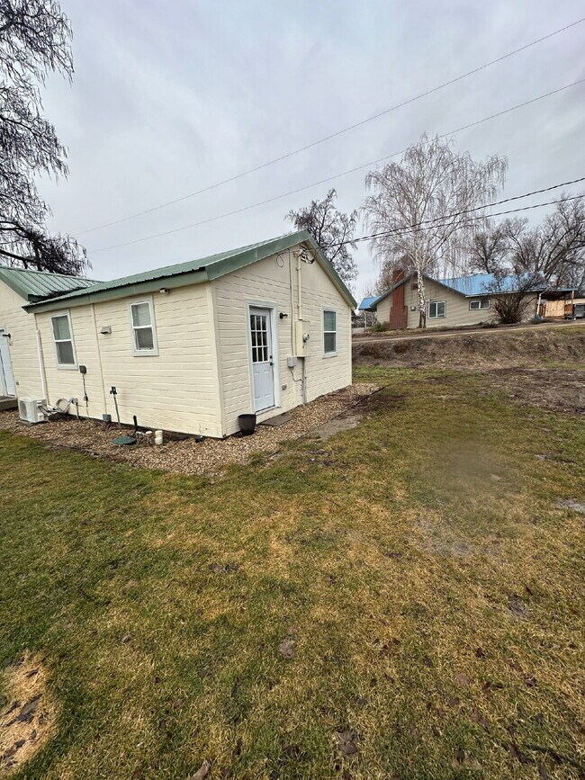 Foto del edificio - "Charming Little 3-Bedroom Gem on North 5th Street with Elegant Granite Touches!"