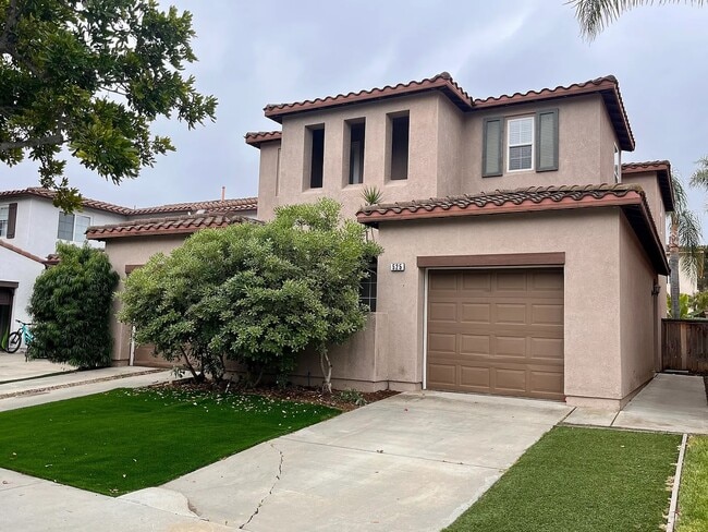 Building Photo - 525 Avenida Ortega