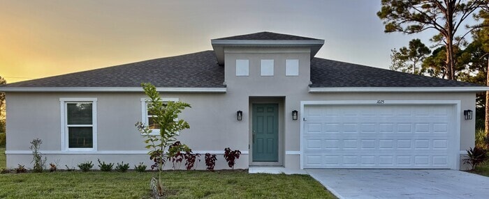 Foto principal - BRAND NEW 3/2 home in Palm Bay!