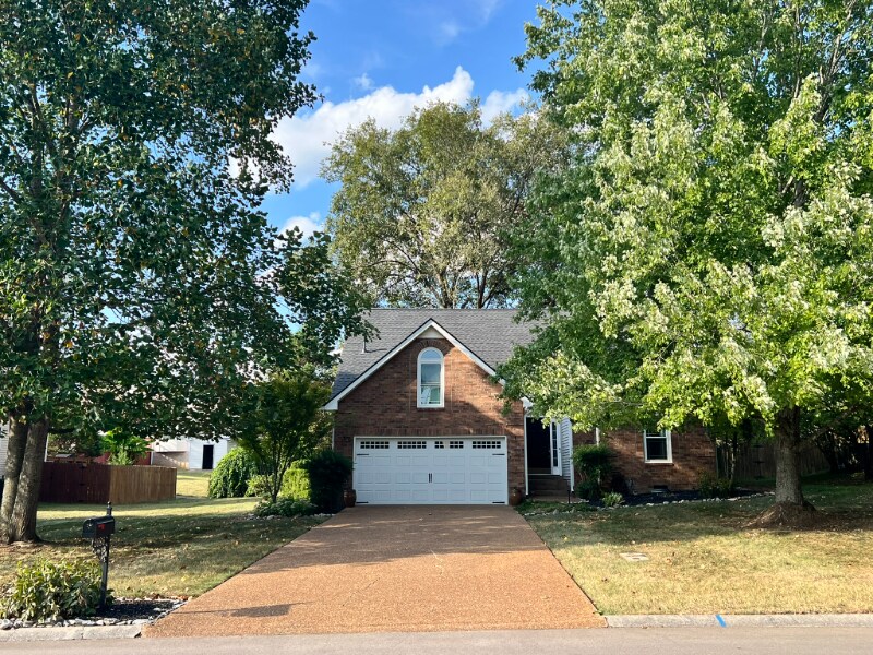 Foto principal - 2686 Douglas Ln