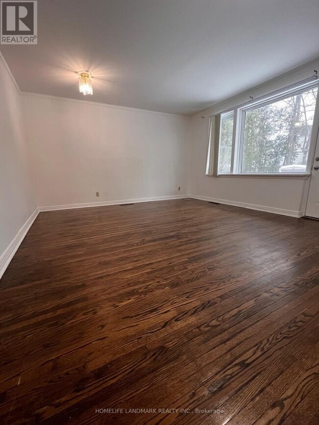 Building Photo - 49 Addison Crescent