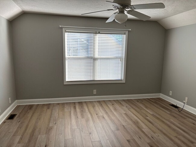 Building Photo - Coastal Duplex for Rent – Less Than One Mile from Ocean Isle Beach