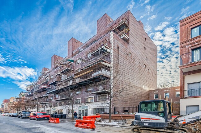 Building Photo - 218-228 Skillman St