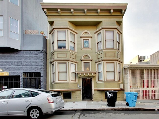 Photo - 617 Natoma St Apartment