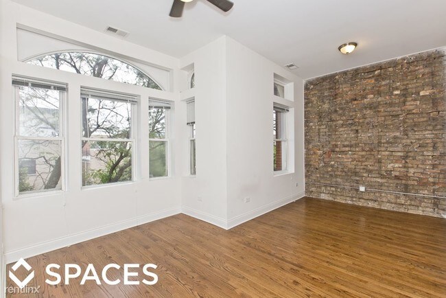 Foto del edificio - 1656 W Erie St