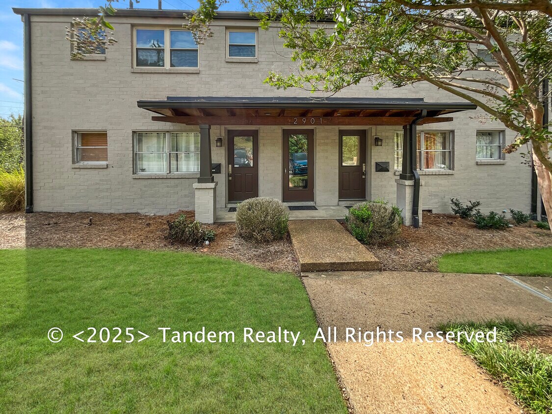 Foto principal - 2901 Blair Blvd