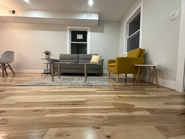 Foto del edificio - 2214 Irving St SE