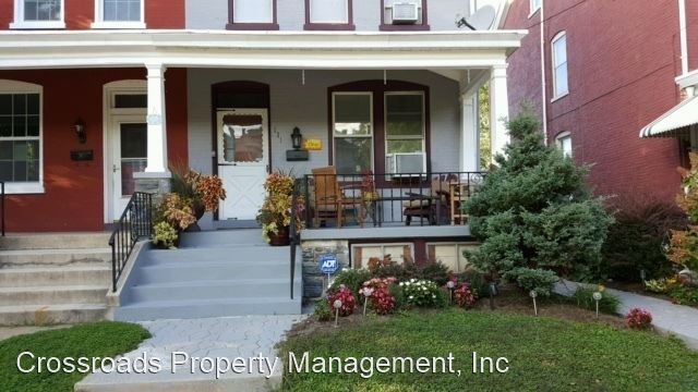 Primary Photo - 5 br, 2.5 bath House - 131 East Clay Street