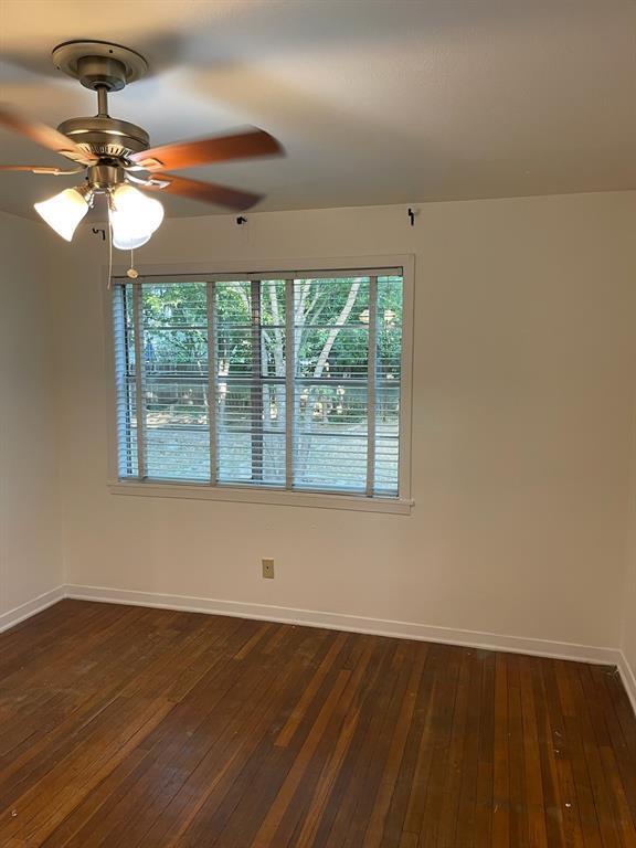 Foto del edificio - 5409 Sunshine Dr