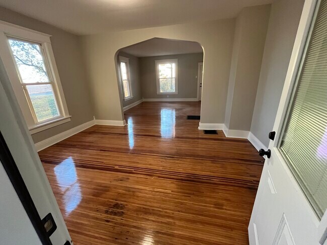 Foto del edificio - 14044 Strawn Rd