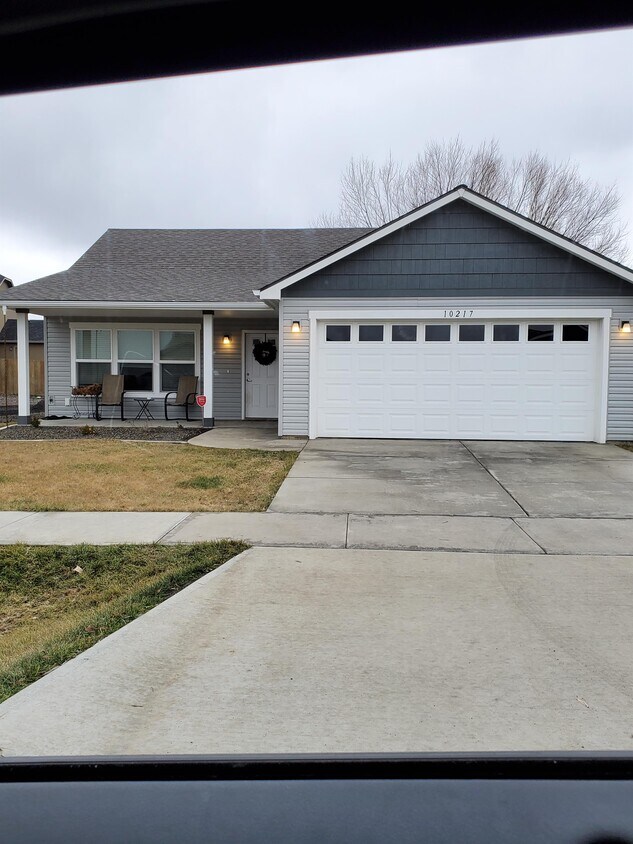 10217 W 9th Ave, Spokane, WA 99224 House Rental in Spokane, WA