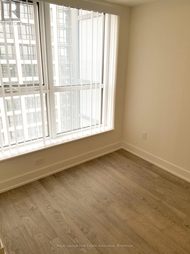 Building Photo - 7 Mabelle Ave