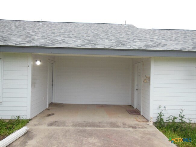Building Photo - 1830 Coffee Rd